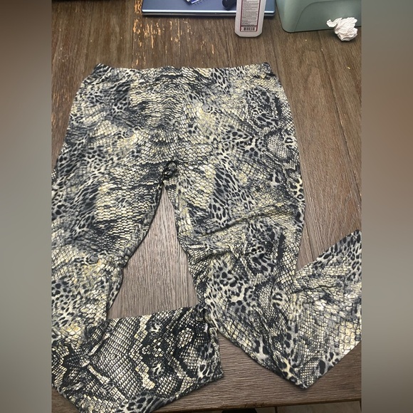 Bobbie Brooks 2X Plus Size Yoga Tights Animal Print - Picture 1 of 6